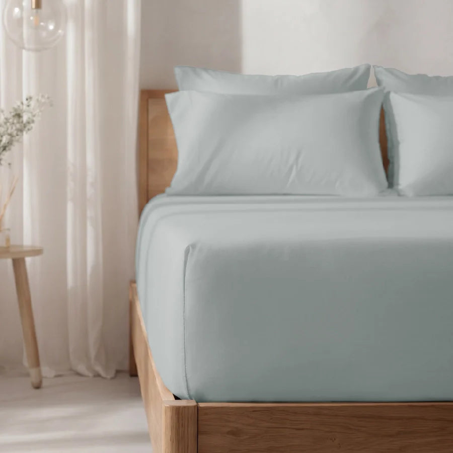 Fitted Bedsheet Set | 1000TC Solid | 100% Cotton Bedsheet + 4 Pillow Cases [Sizes: King Bedsheets & Queen/ Double Bedsheets] - King / solid-light-grey