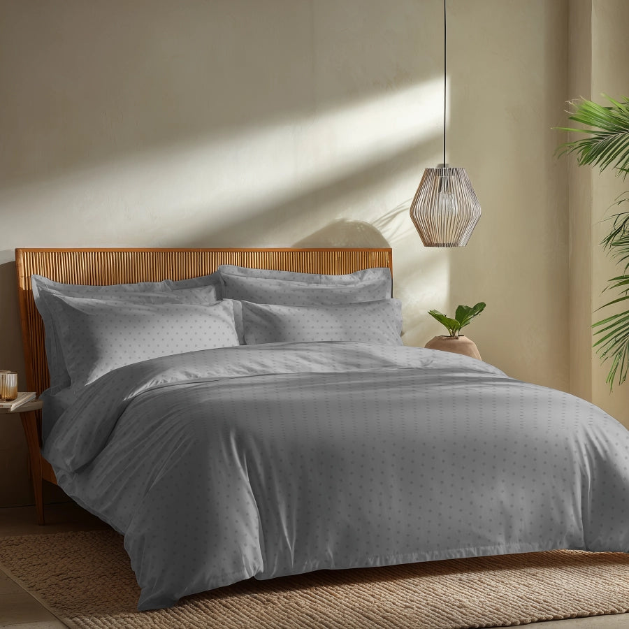 Bedding Bundle - Fitted Sheet Set with Duvet Cover - 500TC Swiss Dot - King / Double & Queen / Doub [Bedding Bundle - Fitted Sheet Set with Duvet Cover - 500TC Swiss Dot - Pale/Pistachio Green - Queen / Double & King / Double]