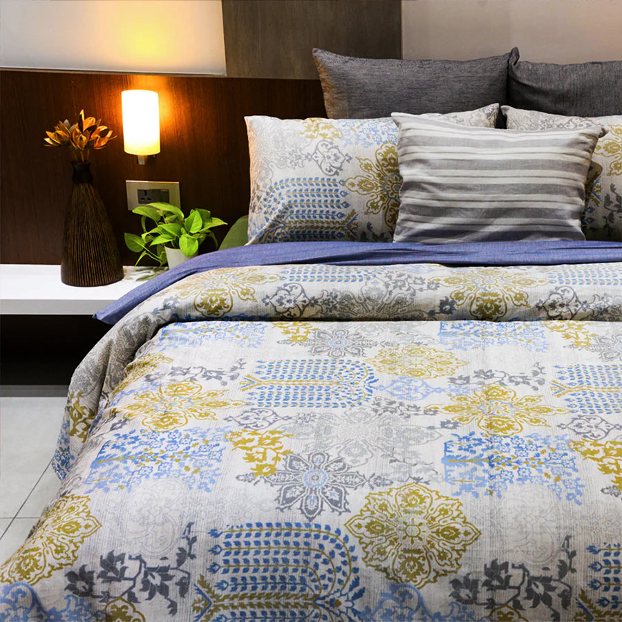 Bedding Bundle - Fitted Sheet Set with Duvet Cover - 300TC Pastel Brocade - Periwinkle Blue - King / Double & Queen / Double