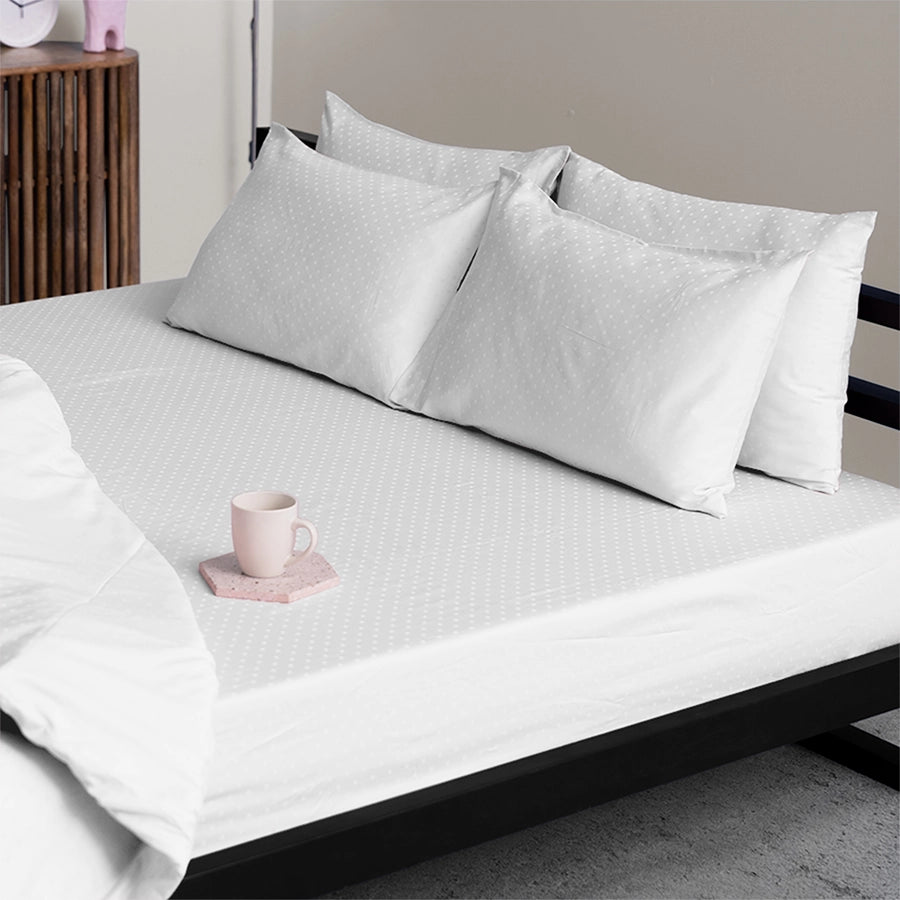 Duvet Cover - 300TC Swiss Dot - Double [Duvet Cover - 300TC Swiss Dot - White - Double]