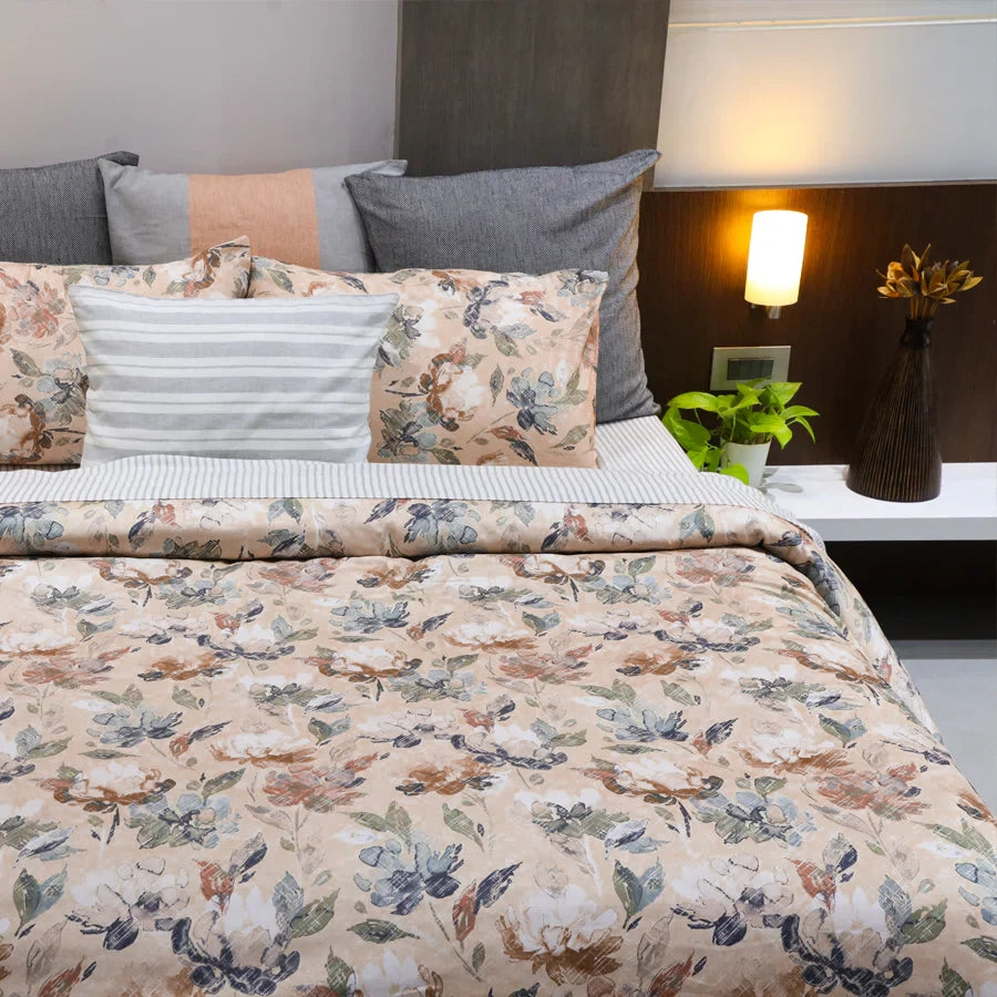 Bedding Bundle - Fitted Sheet Set with Duvet Cover - 300TC Vintage Rustic Flowers - Pearl Beige, Blue - King / Double &...