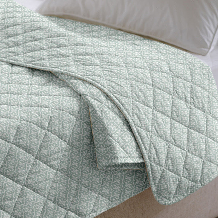geometric-pale-blue
